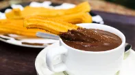 churros con chocolate