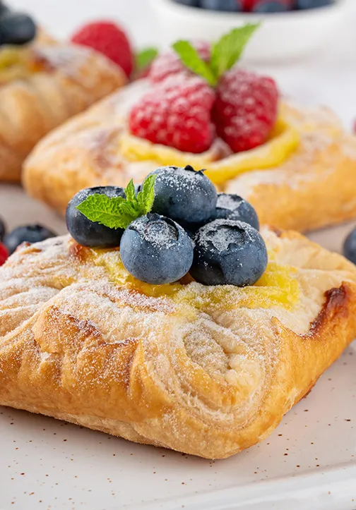 danesas crema pastelera y fruta