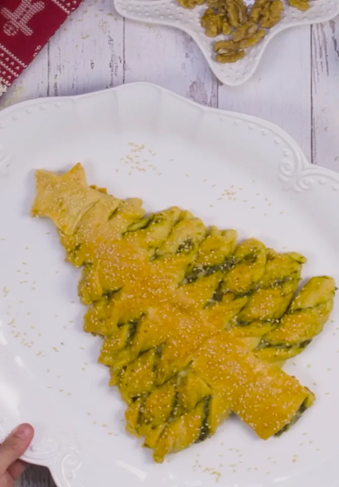 receta de arbol de navidad relleno de pesto