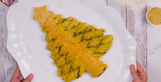 receta de arbol de navidad relleno de pesto