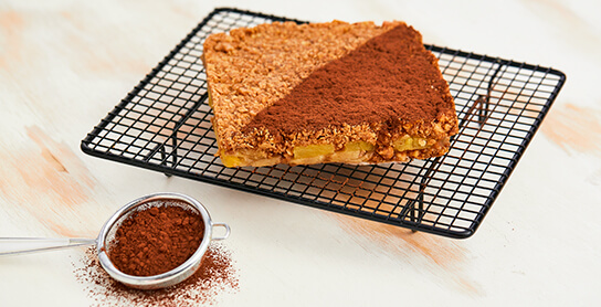 Crumble de avena con plátano y piña